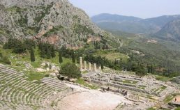 https://mikropragmata.lifo.gr/wp-content/uploads/2018/03/1200px-Ac.delphi1.jpg